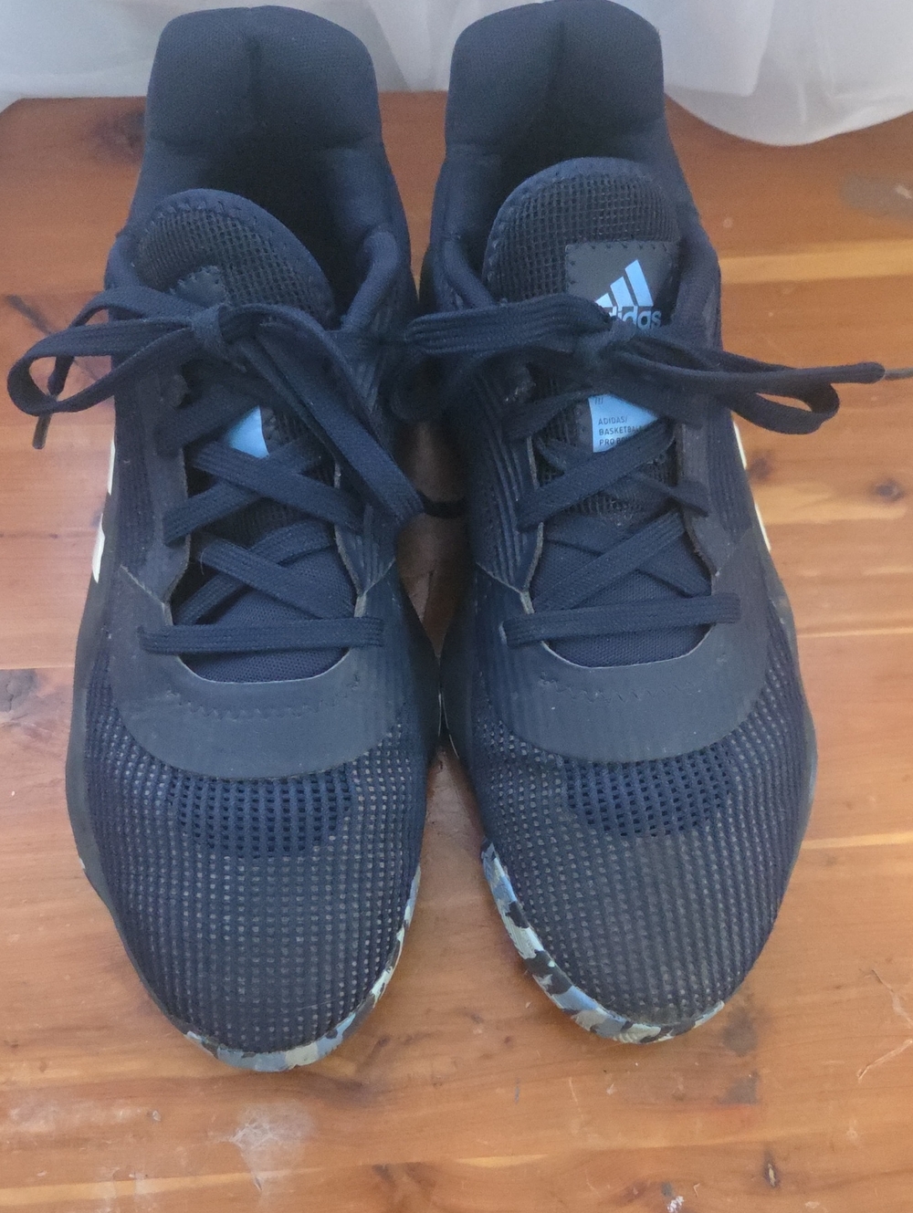 Adidas Sneakers, Mens Sz 10.5